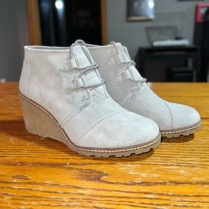 New TOMS Colette Wedge Ankle Boots